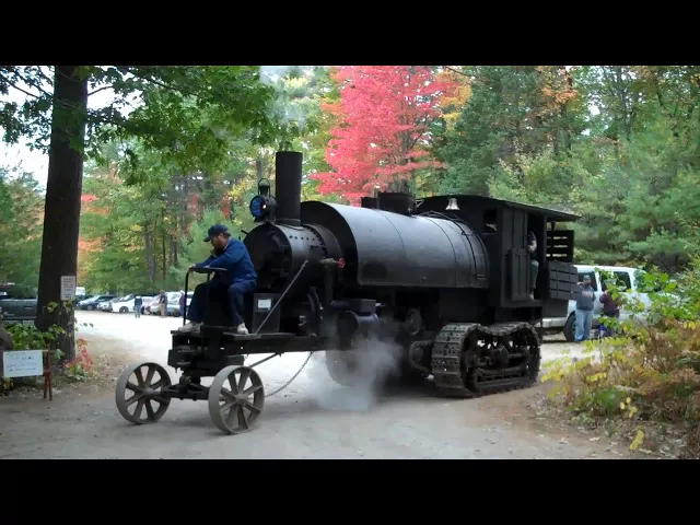 This Wacky Steam Locomotive-Car Hybrid Paved the Way for Tank Tracks