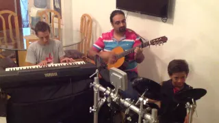 Mino Kyko Abraham واحد أبيض وواحد أسود 