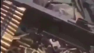 جرح البدن يا صاحبي سهل و يطيب بس الوطن جرحه صعيب علاجه احد ابطال الحد الجنوبي سمعها