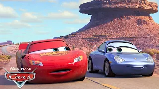 Saetta e Sally fanno un giretto intorno a Radiator Springs | Pixar Cars | @DisneyJuniorIT