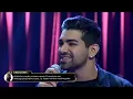 Dilsinho canta o sucesso "Cansei de Farra" no palco do Porchat