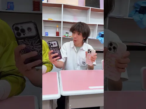 Video Thumbnail: 空手套白狼#short #cute #funny