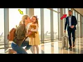 Download Lagu Ze hielp een verdwaald meisje op het vliegveld, de CEO, haar vader, zag het en veranderde haar leven