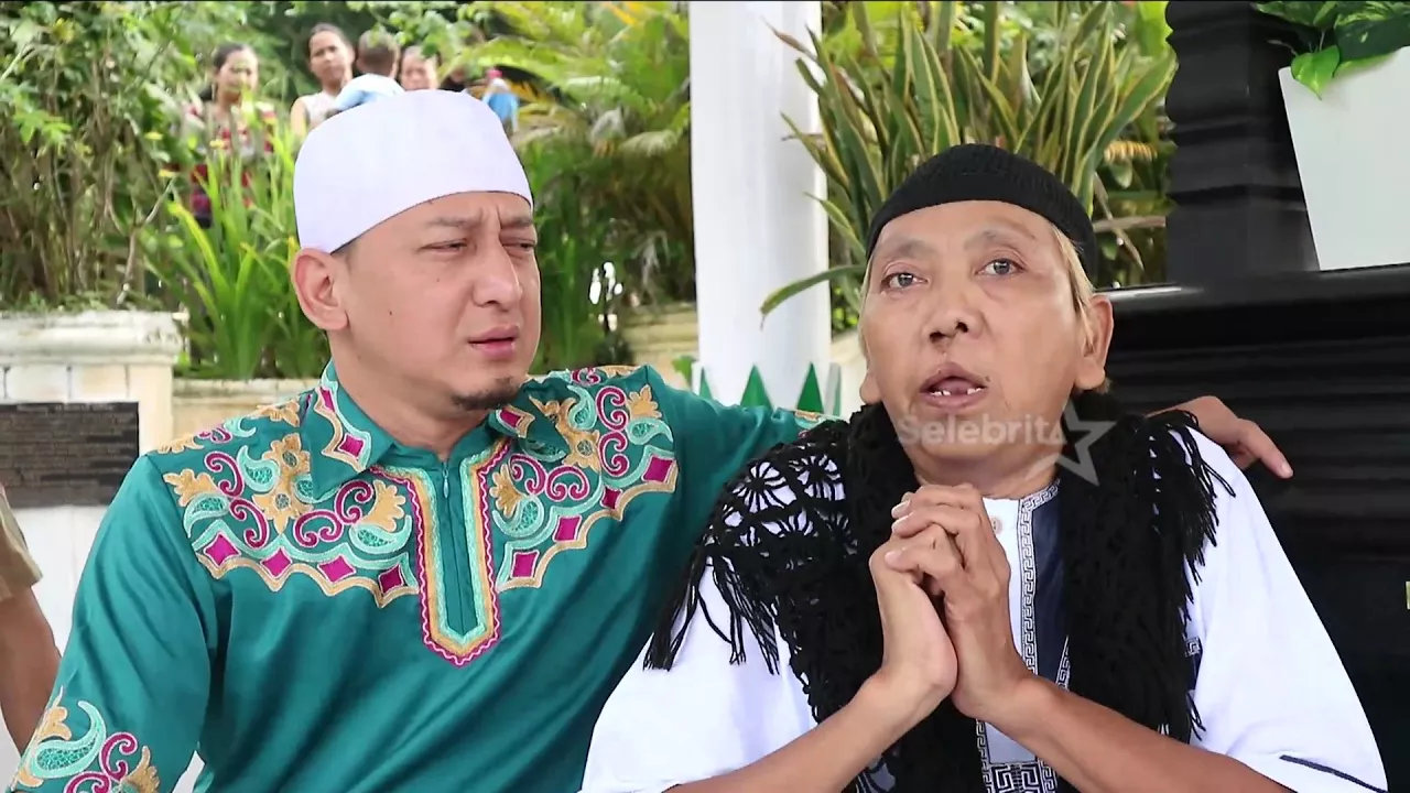 Ust Zaky Mirza Ziarah Ke Makam Alm. Nike Ardilla | Selebrita Siang On The Weekend