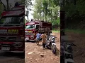 Kids Dancing to a Passing Truck with a Basuri Siren! 🎵🚚