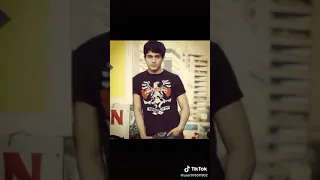 صور كاران لوترا وهو صغير 