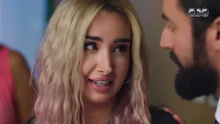 انا وهي  لما مراتك تجيلك الشغل وقت ميتنج مهم   هاتموت من الضحك على اللي عملته هند في الشركة عند سليم دندنها