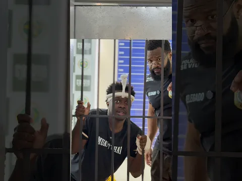 Mestre Ibirixi me ensinou as técnicas do verdadeiro muay thai 😂