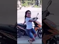 Download Lagu Goyang cewek Gila