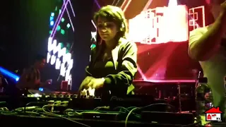 dj yasmin despacito remix