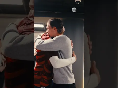 Mika Godts meeting his former teammates and bidding farewell to Ajax fans ♥️