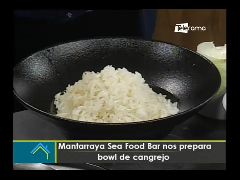 Mantarraya Sea Food Bar nos prepara bowl de cangrejo