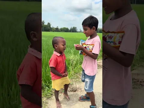 Chhotu bhai ke liye lipstick wala chocolate Le Aaya #youtubeshorts #shorts #video