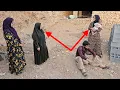 Download Lagu Grandma mediates between Amina and Masoumeh so that Sajjad's life is not ruined.