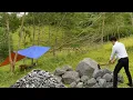 Download Lagu CEO Leaves the City, Breaking Stones to Build a Home Foundation in the Forest – Off Grid Freedom