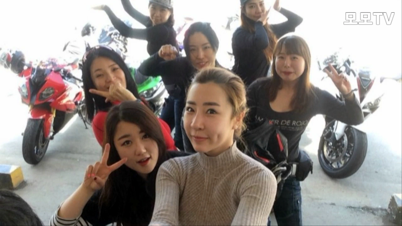 [모모TV] 나나,성희,나영,졸리,수기,로나,모모 7명의 여성라이더 느랏재 한바퀴 달리자! サムネイル