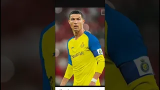 كرستيانو رونالدو يقرأ اغنيه يامن صليت بكل الانبياء 