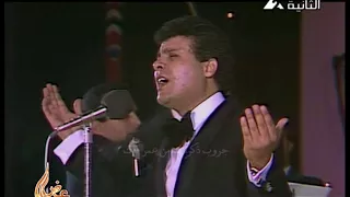 يونس شلبى يقدم محمد على سليمان فى اغنية  سنة حلوة دندنها