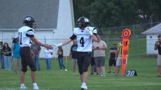 Top ranked Jaguars run all over Bloomfield to W