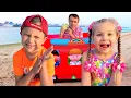 Download Lagu Diana et Roma s'amusent avec papa sur la plage|collection de vidéos