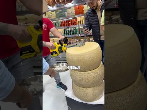 Alat Pemotong Keju Paling Rapi 🧀