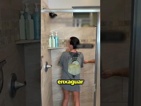 Ela testou Shampoo de bebê nos próprios Olhos😱