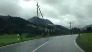 مطلع من قصيده كيف باعيش دونه من كلمات الشاعر سعيد أبوهاني بصوت الملحن والفنان ابو جميل 