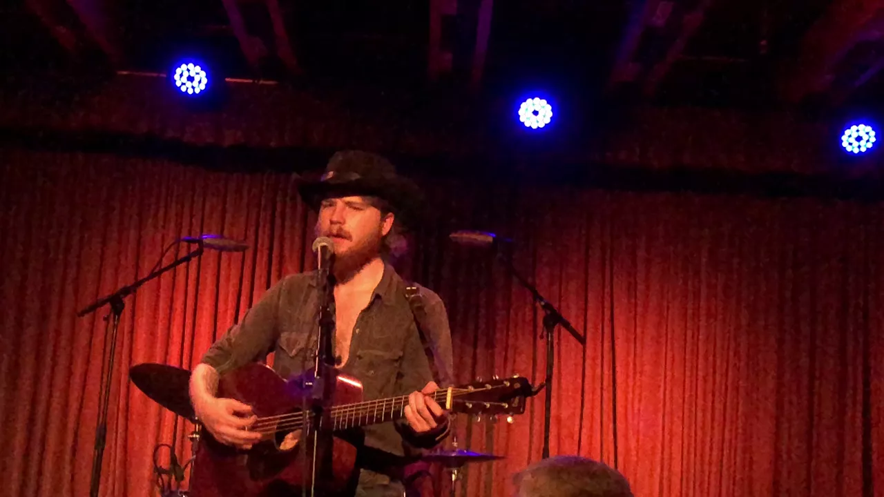 Colter Wall - Burn Another Honky Tonk Down - live at Crescent Ballroom, Phoenix AZ , April 27 2018 Colter Wall - Burn Another Honky Tonk Down - live at Crescent Ballroom, Phoenix AZ , April 27 2018
