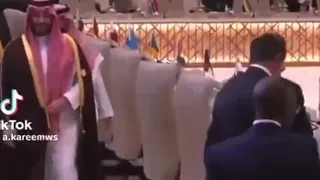 ما دار بين السيسي ومساعده لحظة مرور بن سلمان  ما دار بين السيسي ومساعده لحظة مرور بن سلمان