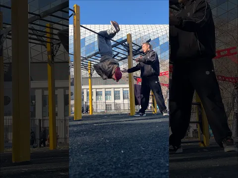 Топорик на 180 тутор