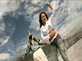 Sentada en un Bar - @CECYNARVAEZ  (Video Oficial)