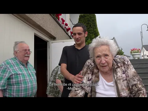 Trailer OMA EN CHRIS & DE RODE AUTO