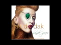 Hande Yener   Alt Dudak