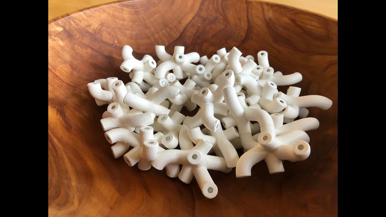 Tangled Tubes