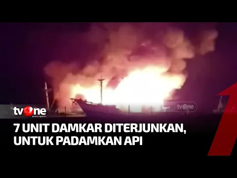 Berkobar Hebat, Kapal Barang KM Tanjung Bunga dan Km Maritim Jaya Terbakar Habis