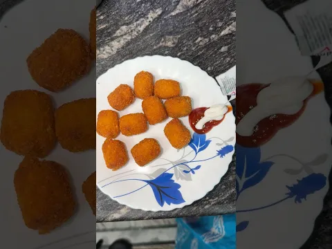 আলু চিজ পকোড়া সন্ধ্যেবেলায় বর মশাই কে বানিয়ে দিলাম #food #villagefood #recipe #cooking #foodie