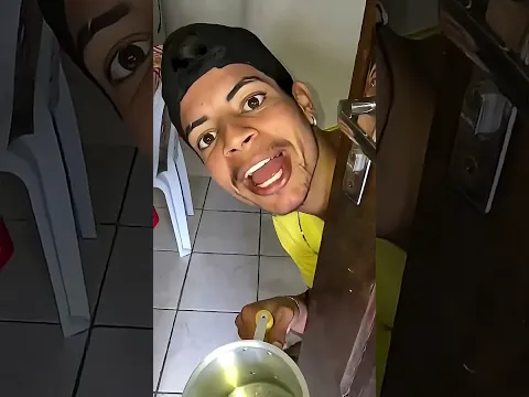 Bota um pouquinho pra eu tomar😂😂