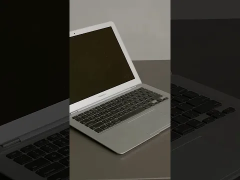 I AI Hunt Down a 17-Year-Old MacBook Air for Me #ManusAI #ad