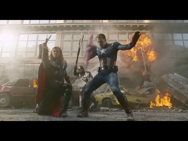 The Avengers | Clip 'Captain America e Thor in battaglia'