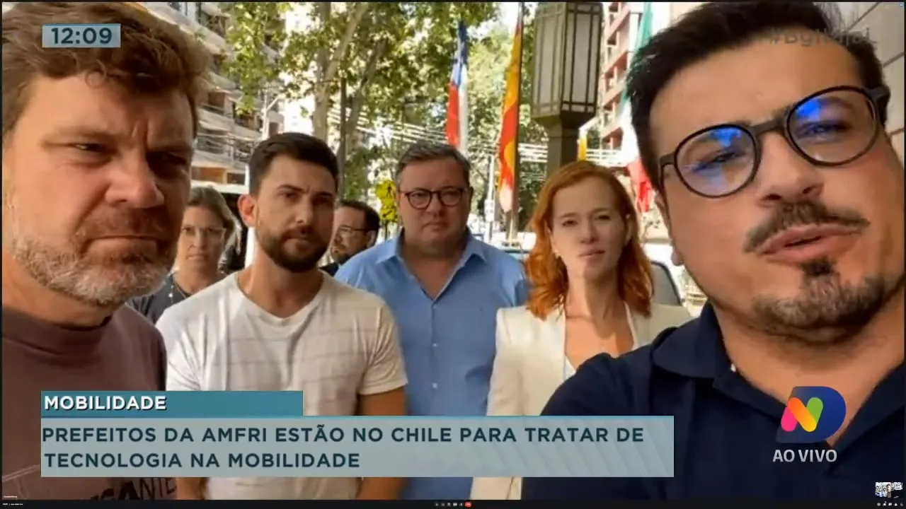 Prefeitos da AMFRI estão no Chile para tratar de tecnologia na mobilidade