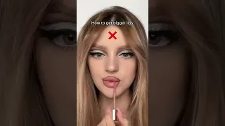 تكبير الشفة الشفاه نفخ الشفايف رسم ممتازة ميك اب فاشون موضة لايك اشتراك Shorts Foryou 