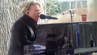 🌹AXL ROSE🌹Sings NOVEMBER RAIN at Lisa Marie Presley Funeral #LisaMariePresley #axlrose #glastonbury