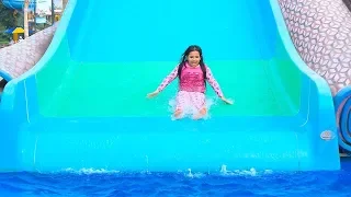 شفا خافت في الحديقة المائية Water Park Playground Pool 
