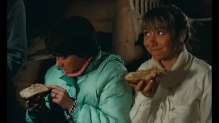 LES BRONZÉS FONT DU SKI | Extrait - Dégustation paysanne