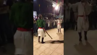 الفنان عيسى السقار مع فرقة شباب الرمثا 