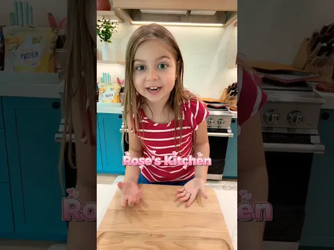 Rose Makes Cinderella Latte