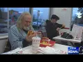 Live coverage Outside and inside the Keizer In-N-Out before its opening