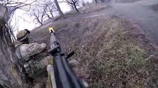 🔴 UKRAINE WAR - Russian Infantry Assault Fails So Horribly That Russian Commander Beats His Own Men