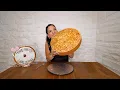 That s a BIG BOY EATING THE WORLD S BIGGEST BAKEWELL TART LeahShutkever