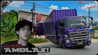 BARU!! TRUK ARDA69 AMBLAS SAAT BONGKARš° Arda_An69
